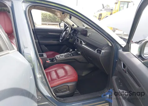 2021 Mazda Cx-5 Carbon Edition z USA, uszkodzony, nr VIN JM3KFACM5M0428011